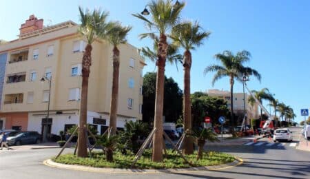 Estepona finaliza las obras de una nueva rotonda que dará fluidez al tráfico en la zona de Huerta Nueva