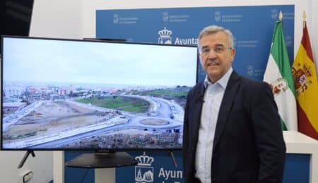 Obras para urbanizar y dotar de infraestructuras al Camino de las Mesas de Estepona alcanzan el 90% de ejecución