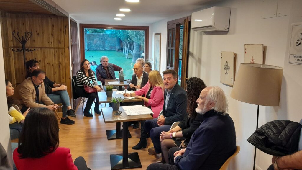 Antonio Alcázar: “El Centro de Internamiento de Menores en Jarazmín es sólo la punta del iceberg de los problemas de Málaga Este” Antonio Alcázar: “El Centro de Internamiento de Menores en Jarazmín es sólo la punta del iceberg de los problemas de Málaga Este”