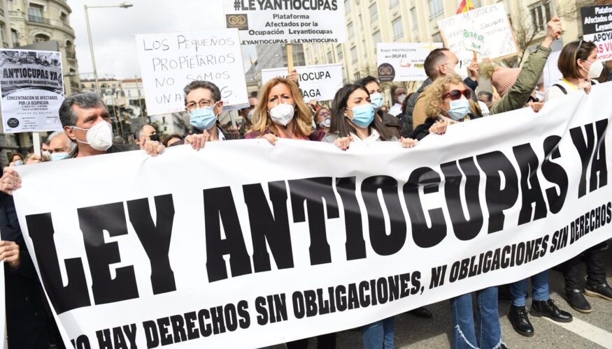 Los afectados por la Ocupación e Inquiocupación desolados por la aprobación de la Ley de Vivienda