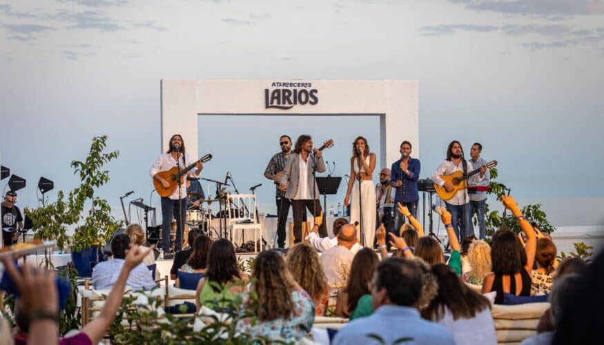 VUELVE ATARDECERES LARIOS,LA EXPERIENCIA CON LA QUE CELEBRAR QUE VIVIR BIEN ES UN ARTE