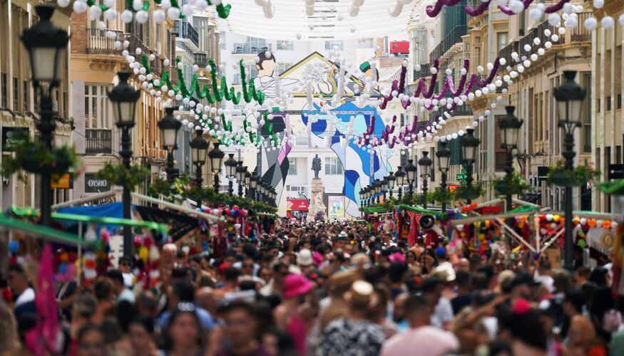 El alcalde de Málaga destaca que se han superado las previsiones de Feria y la ocupación está por encima del 90%
