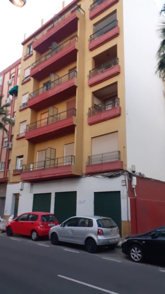 Málaga City Building For Sale 1.630 m2 Direct Property