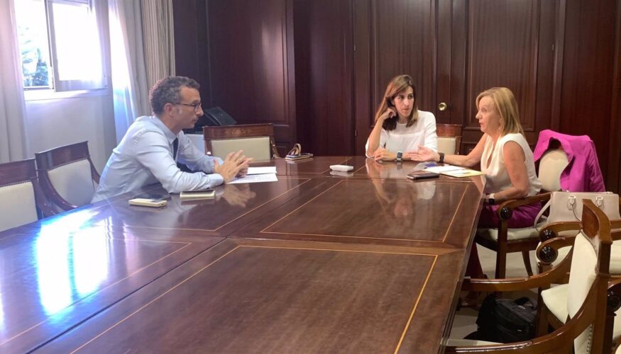El PSOE de Málaga traslada que Emasa "se niega a justificar con documentación" la subida del agua