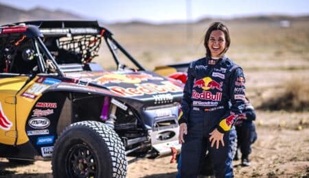 Cristina asciende 4ª en la general 'Challenger' con pinchazo y… ¡sin el techo en su vehículo!
