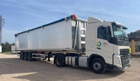 La Diputación de Málaga invierte 770.000 euros en la mejora de equipamiento del Consorcio de Residuos La Diputación de Málaga invierte 770.000 euros en la mejora de equipamiento del Consorcio de Residuos