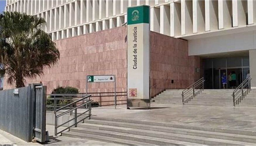 Juzgan en Málaga un hombre acusado de abusar de una conocida a la que amenazó con un cuchillo