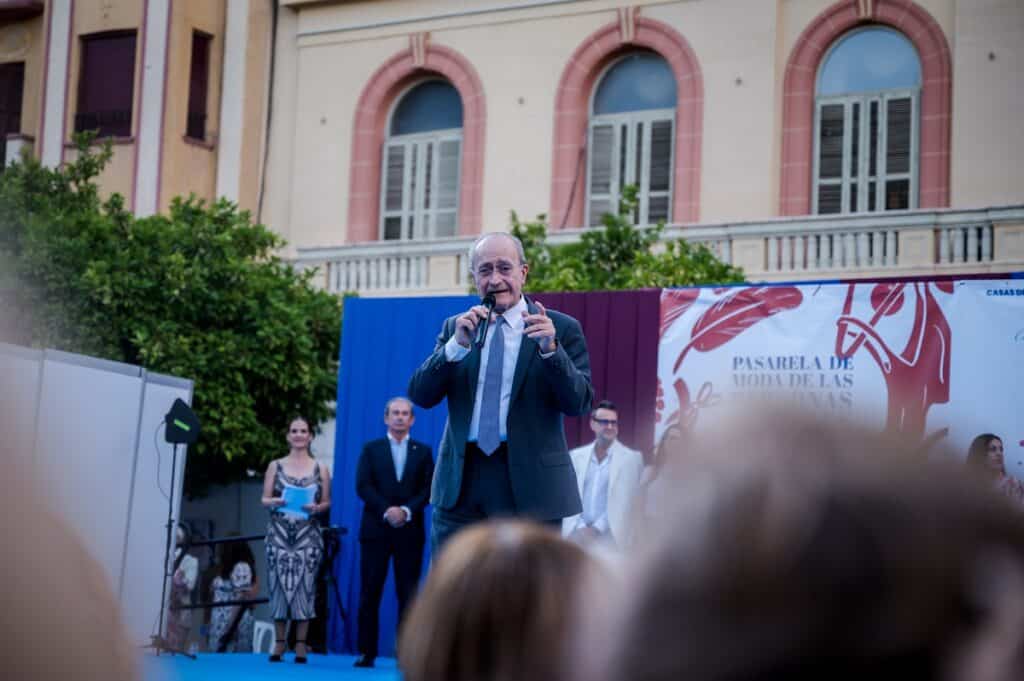 PASARELA DE LAS PERSONAS MAYORES DE MÁLAGA
