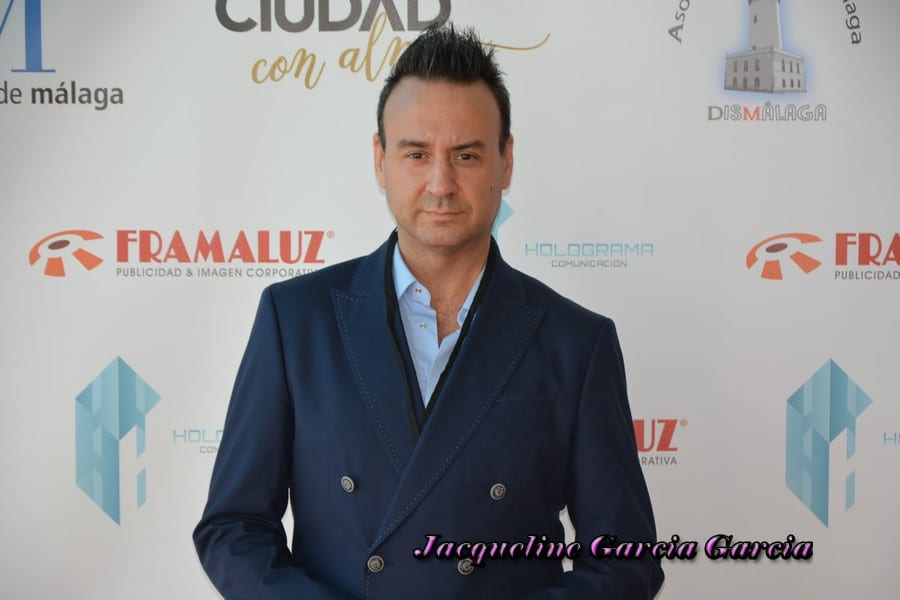 Manuel Beltrán Cumple como profesional, 30 años