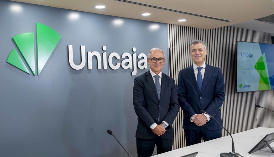 Unicaja duplica su beneficio hasta los 294 millones de euros en el primer semestre, con crecimiento a doble dígito de todos los márgenes