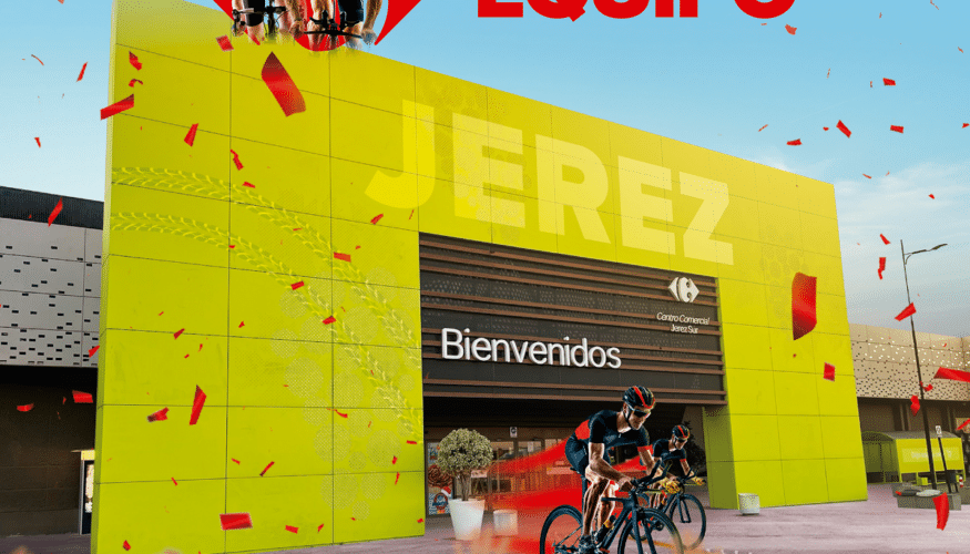 CARREFOUR HACE HISTORIA CON LA PRIMERA SALIDA DE LA VUELTA DESDE DENTRO DE UN HIPERMERCADO