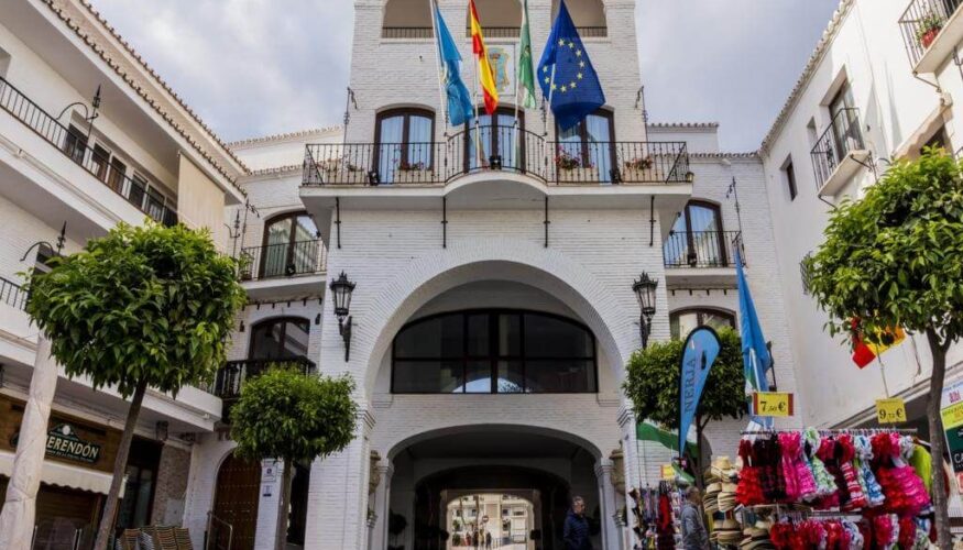 El Ayuntamiento malagueño de Nerja otorga 50.954 euros en subvenciones a asociaciones deportivas y culturales