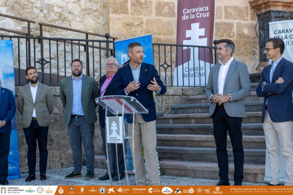 La ‘Punta Este 2024’ iza sus velas en la Basílica de la Vera Cruz de Caravaca