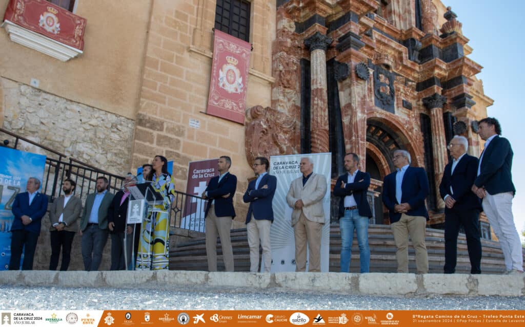 La ‘Punta Este 2024’ iza sus velas en la Basílica de la Vera Cruz de Caravaca
