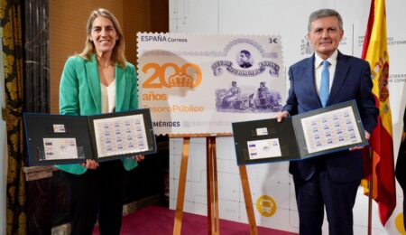 Correos presenta un sello que conmemora el bicentenario de la creación del Tesoro Público