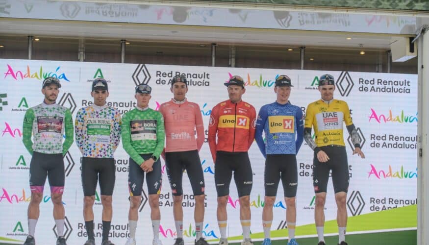 El noruego Alexander Kristoff impone su ley al sprint en la llegada a Pozoblanco