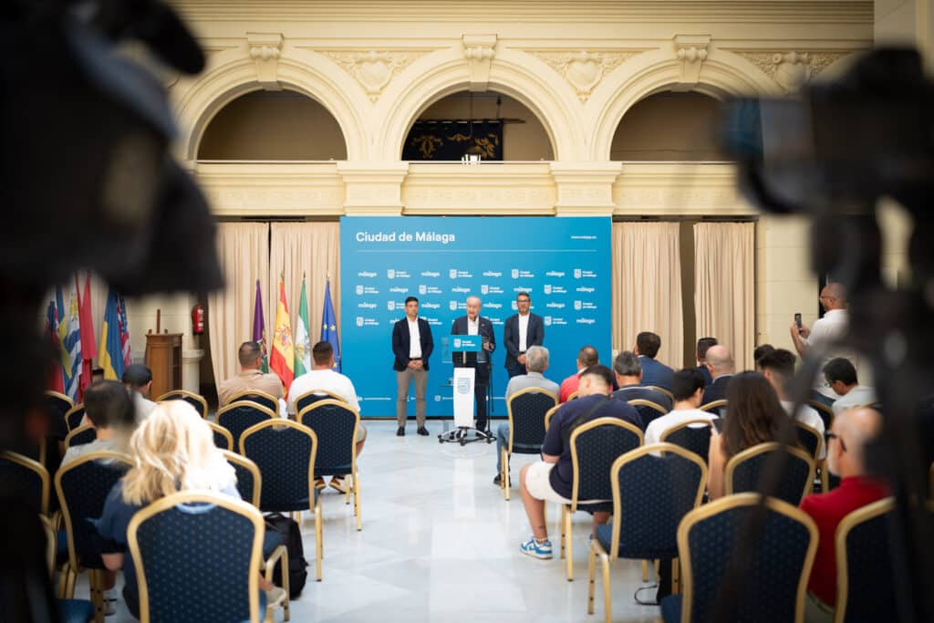 Málaga se retira de ser la sede del Mundial 2030
