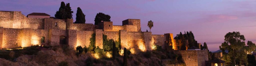 MÁLAGA: LA CIUDAD QUE LO TIENE TODO MÁLAGA: LA CIUDAD QUE LO TIENE TODO