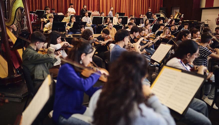 La Orquesta Joven y el Joven Coro de Andalucía abren la convocatoria para seleccionar a directores en formación