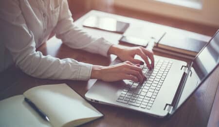 La industria química acelera la captación de talento joven con 53 proyectos universitarios en Barcelona captación de talento joven