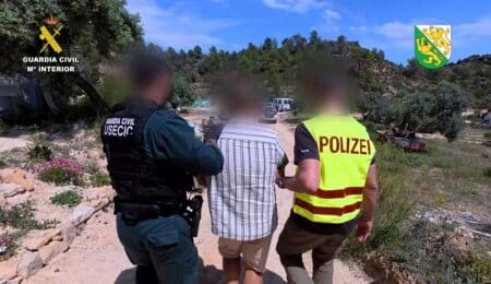 La Guardia Civil, en colaboración con la Policía de Suiza, ha detenido en Tarragona a un hombre por el homicidio doloso de su pareja