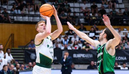 Unicaja busca una proeza en la segunda parte en Badalona Badalona