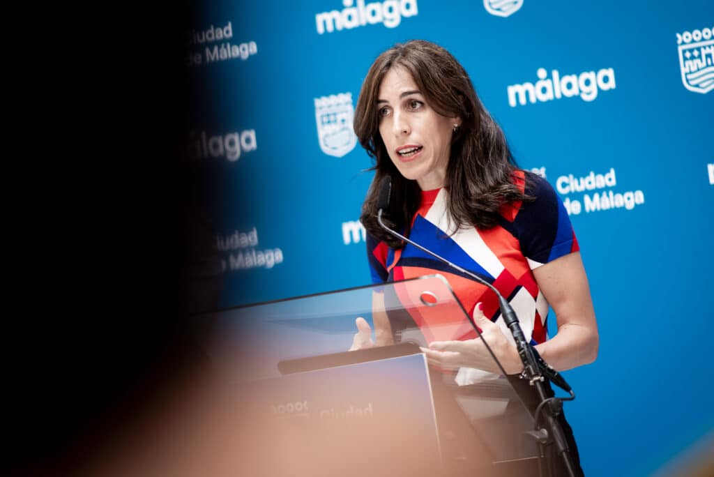 El Ayuntamiento de Málaga incorpora mejoras de saneamiento y servicios en el proyecto de la obra de renovación integral del paseo marítimo de Pedregalejo