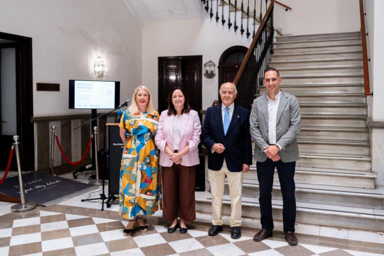 Hyundai Málaga se incorpora como colaborador y promotor del Premio de Aforismos Rafael Pérez Estrada