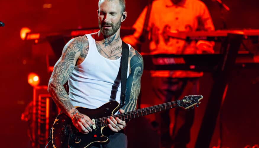MAROON 5 CONVIERTE STARLITE OCCIDENT EN LA NOCHE MÁS ÍNTIMA DE SU CARRERA