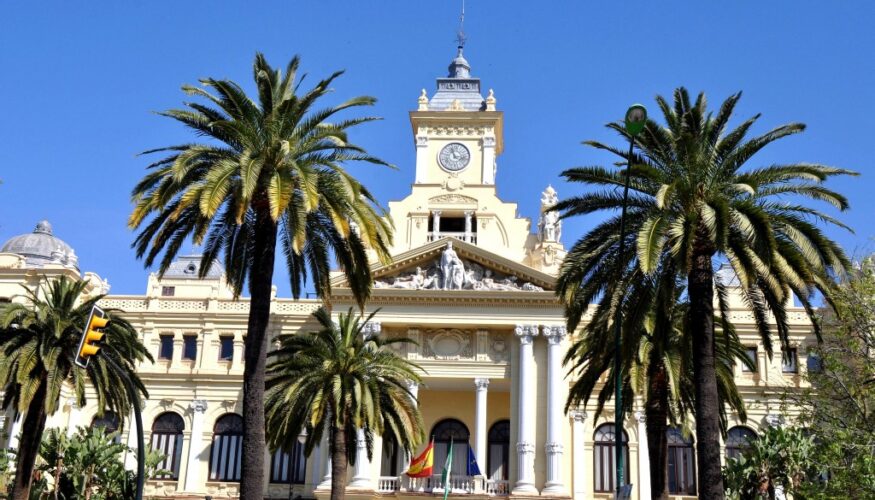 El equipo de Gobierno municipal muestra su apoyo a Ceuta y Melilla en una declaración institucional