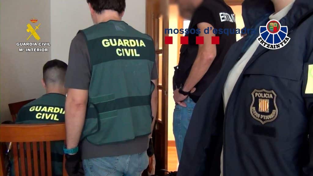 Detenido un miembro muy activo de la red 764 en España, una organización extremista especializada en la captación y explotación de menores a través de internet