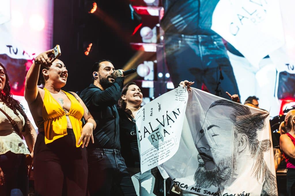 Galvan Real ilumina Fuengirola con su “magia” en una noche para el recuerdo