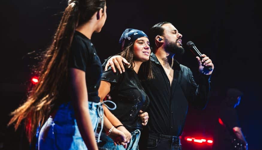 Galvan Real ilumina Fuengirola con su “magia” en una noche para el recuerdo