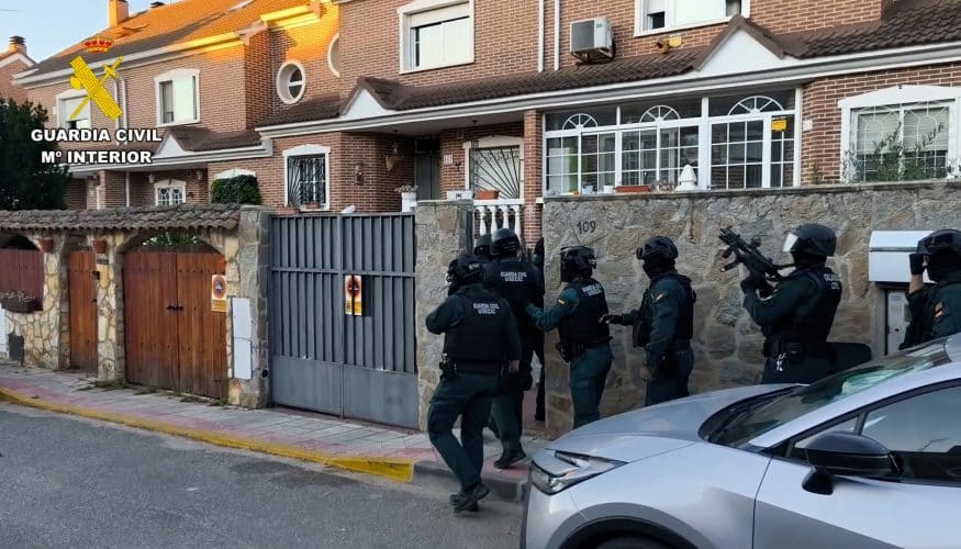 Intervenidos en Guadalajara cinco kilos de cocaína escondidos en una silla de montar a caballo