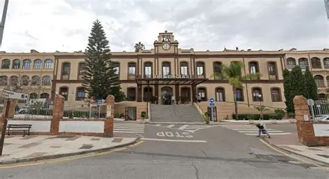 Parking provisional del Hospital Civil de Málaga, en el centro de la polémica por sus tarifas